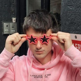 Alec Benjamin